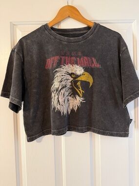 Vans NWOT Eagle Off The Wall Cropped Tee